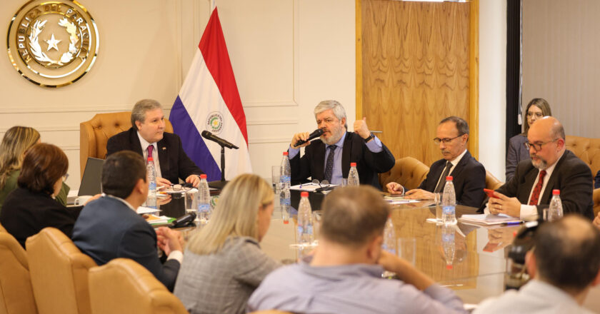 Comisión de la Mafia de los Pagarés: Interior y Defensa se comprometen a anular los descuentos