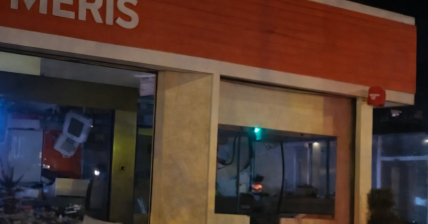 Grupo comando ataca banco en Naranjal y hace explotar la bóveda
