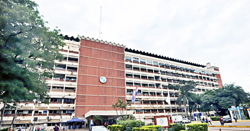 Irregularidades continúan en IPS bajo gestión de Brítez, según Contraloría