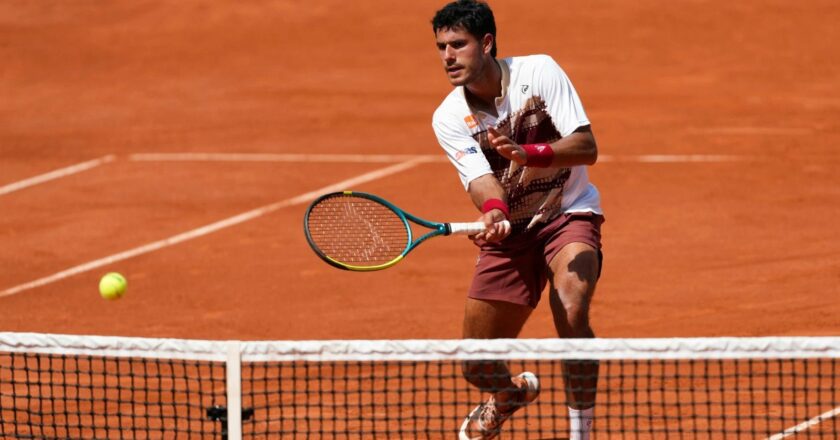 Daniel Vallejo enfrenta multa tras comentarios sobre arbitraje femenino en Roland Garros