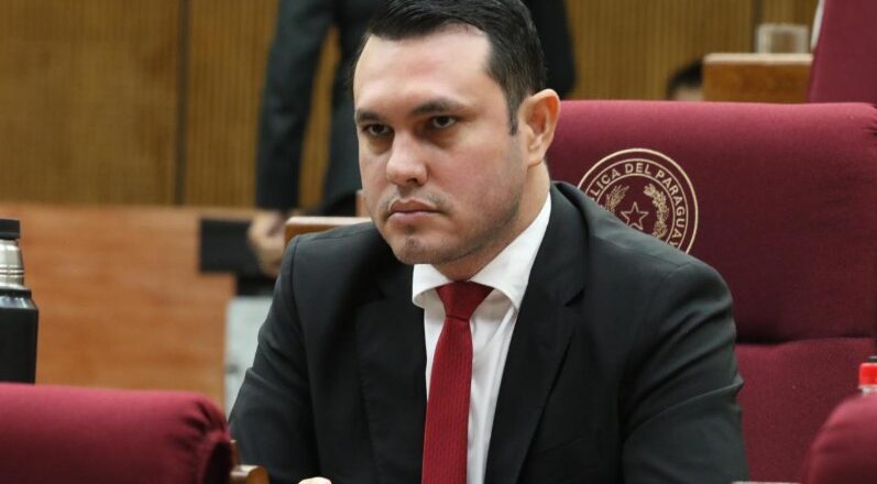 Juez ordena al JEM entregar dictámenes sobre actuaciones de Hernán Rivas