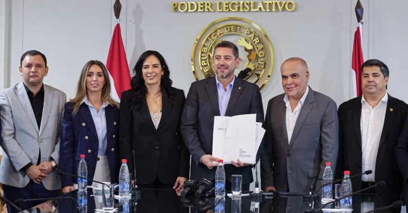 Gobierno impulsa corredor vial de US$ 286 millones para conectar Misiones y Ñeembucú
