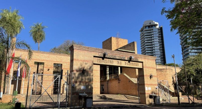 Derecho UNA llega a una elección atravesada por impugnaciones, poder y sospechas