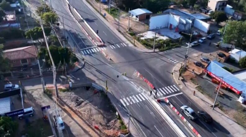 MOPC retira el semáforo de Pedrozo tras tragedia que dejó seis muertos