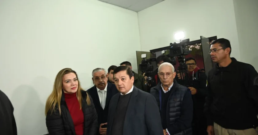Fiscalía inspecciona quirófanos modulares paralizados del IPS y encuentra equipos almacenados