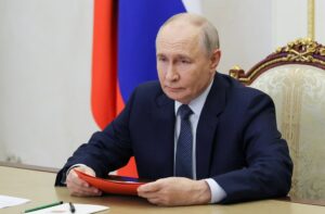 Putin ordena una pausa de tres días en los ataques contra Kiev durante la misión de Trump