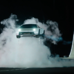 ¿El futuro ya llegó? Tesla presentó un Roadster que promete volar