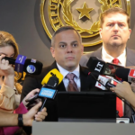 Más de 1.000 funcionarios bajo revisión por títulos académicos sin respaldo universitario