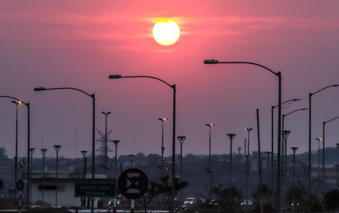 Prevén un jueves caluroso con vientos del sureste