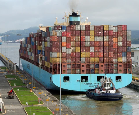 Washington advierte medidas si Panamá no acaba con influencia de China en el Canal