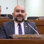 Solicitarán pérdida de investidura del diputado Orlando Arévalo por corrupción