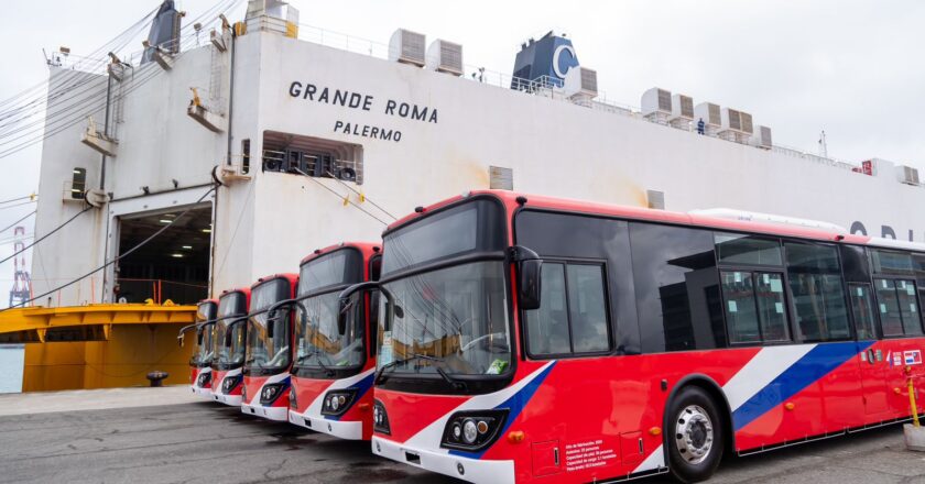 VMT y expertos taiwaneses avanzan en planificación de buses eléctricos