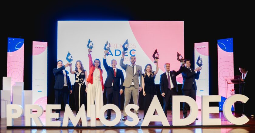 Lanzan convocatoria a los Premios ADEC 2025