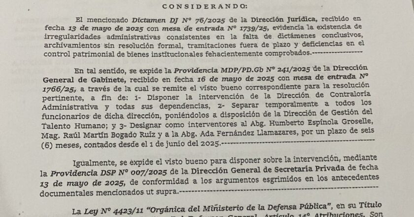 Denuncian persecución en Contraloría tras investigar a aliada del ministro