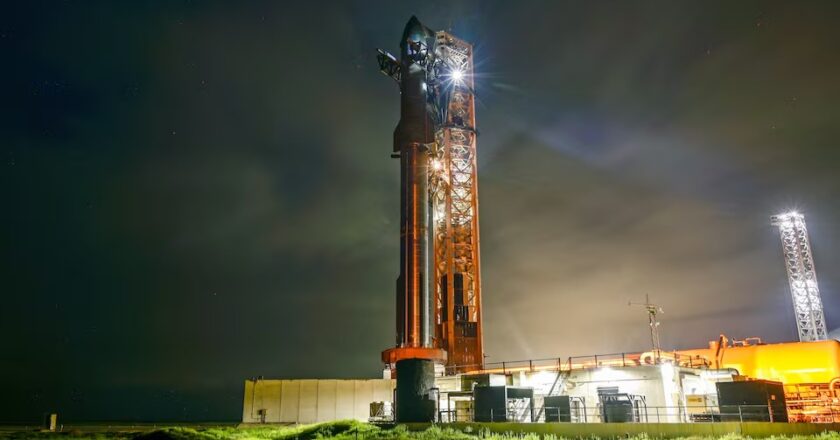 SpaceX aspira a alcanzar hitos de reutilización de Starship en la décima prueba de vuelo del cohete