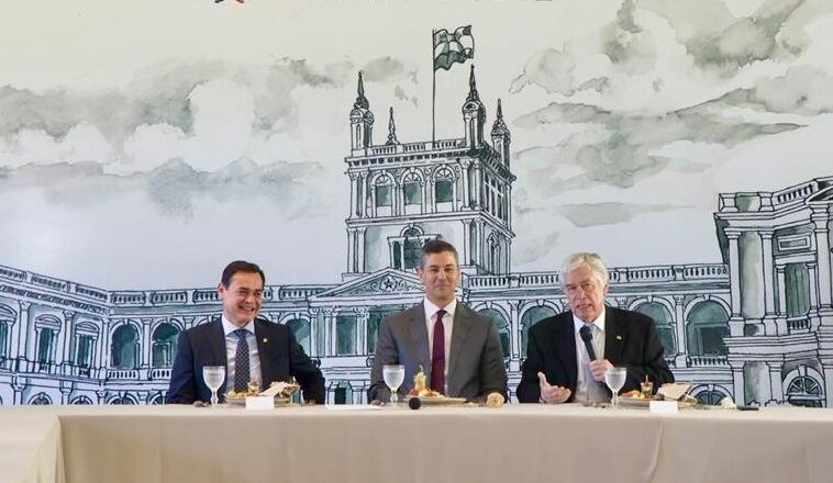 Cuerpo Consular del Paraguay celebró sesión de honor en Mburuvicha Róga