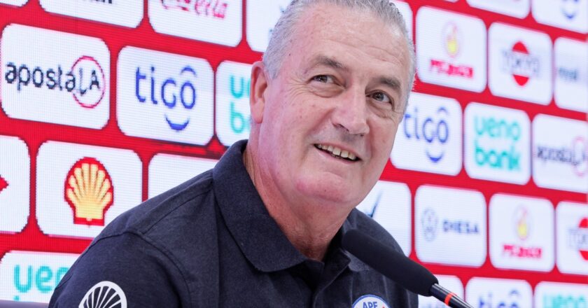 Gustavo Alfaro: “El objetivo sigue siendo clasificar al Mundial”