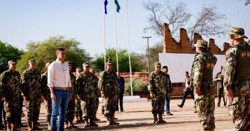 Realizan ceremonia por aniversario de la victoria de la batalla de Boquerón