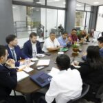 Gobierno y sindicatos no cierran acuerdo y huelga de transporte sigue latente
