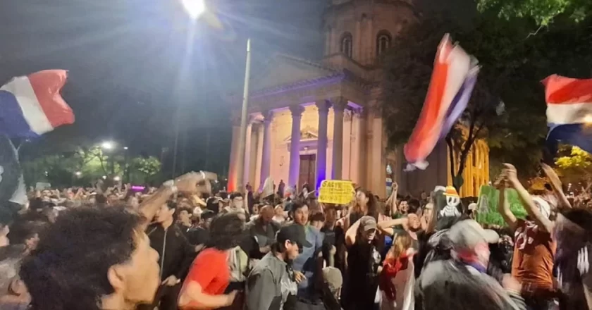 Espionaje digital: denuncian seguimiento ilegal a manifestantes jóvenes