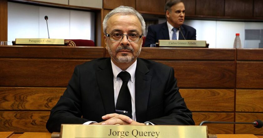 Exsenador critica inacción del Ministerio Público en el caso Cartes