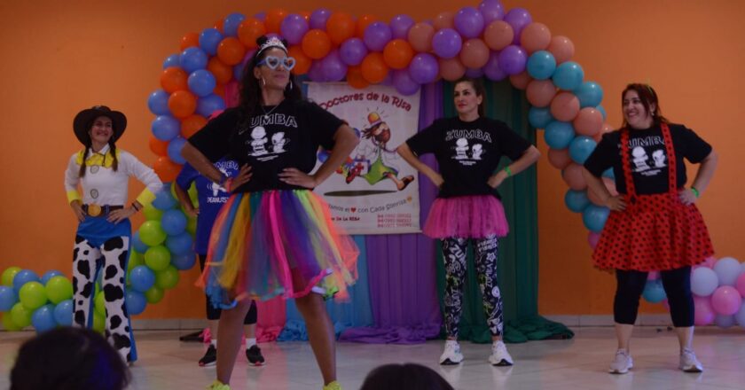 Doctores de la Risa Paraguay proponen bailar para regalar sonrisas en Navidad