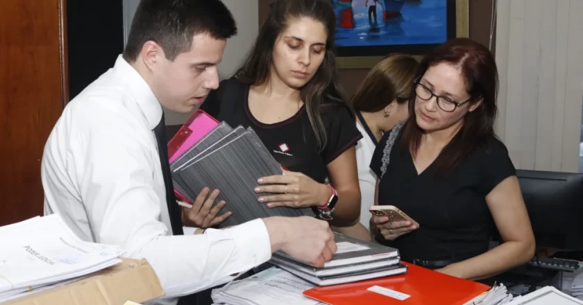 Víctimas de la “mafia de los pagarés” piden juicio político a ministros de la Corte