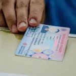 Exigen licencia profesional a conductores de plataformas digitales