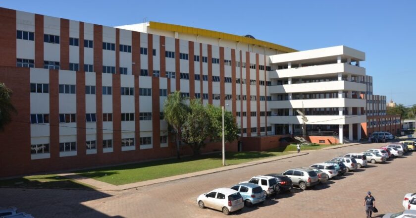 Hospital de Clínicas enfrenta dificultades financieras que afectan terapias intensivas pediátricas