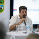 Ministro reconoce que salario mínimo es insuficiente