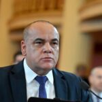 Titular del Congreso llama a proteger poder adquisitivo de la gente