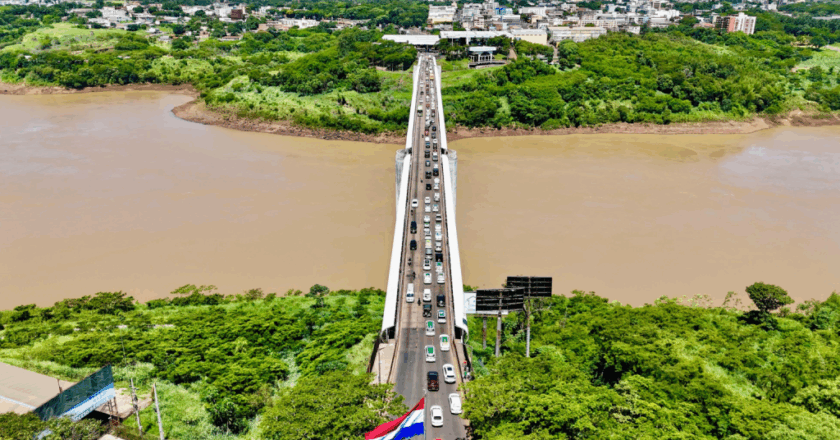 Migraciones refuerza controles fronterizos por temporada alta de viajes