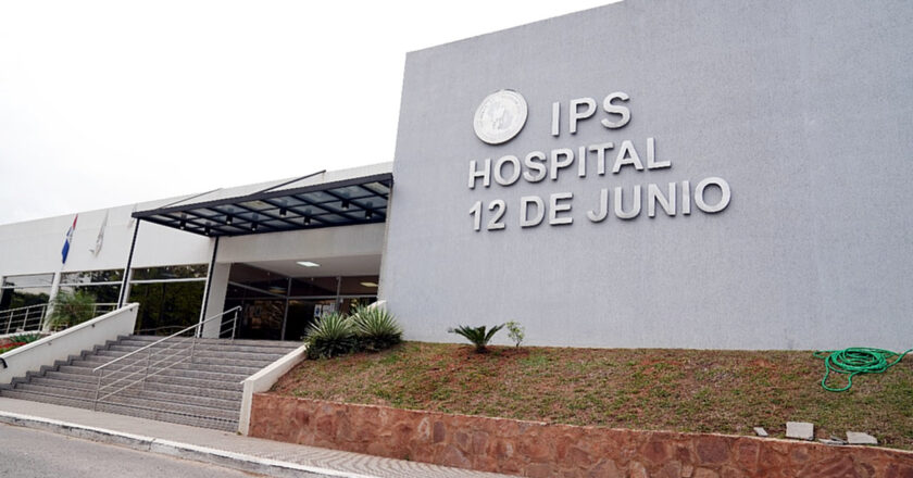 Colapso en el Hospital 12 de Junio: sin turnos ni medicamentos