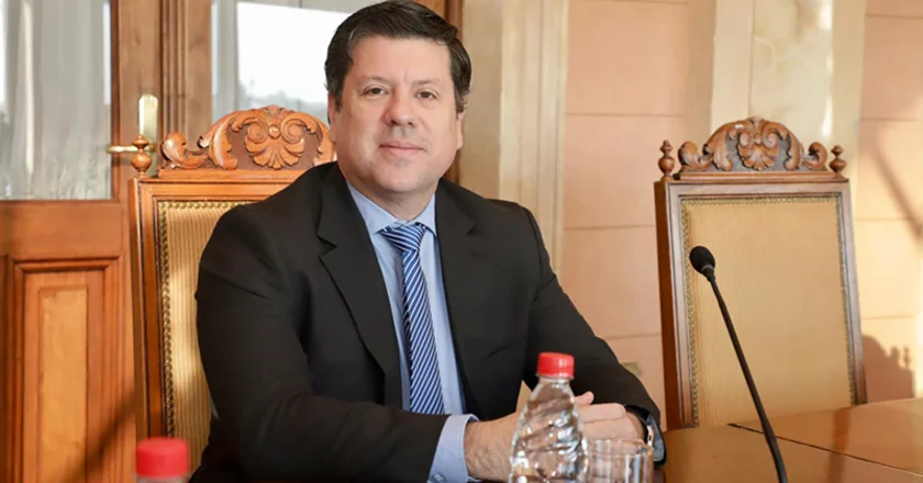 Peña redefine su equipo y nombra a Javier Giménez como jefe de Gabinete