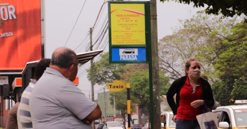 MOPC abre sumario a 28 empresas de transporte por suspensión del servicio