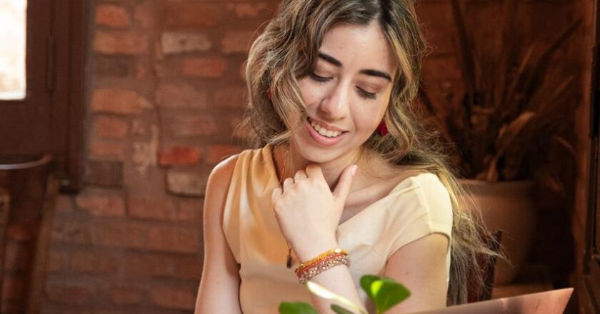 Lic. Valeria Rivas: “La fonoaudiología no solo trata dificultades, también promueve la prevención”