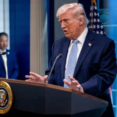 Trump suspende ataques a Irán y abre una tregua de dos semanas