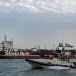 Irán niega el bloqueo de Ormuz por EE.UU. y advierte a buques militares que no se acerquen