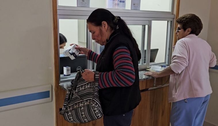 Tras denuncias, Salud refuerza control en distribución de fármacos