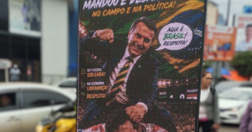 Santiago Peña ordena retirar carteles ofensivos contra Paraguay tras incidentes en Ciudad del Este