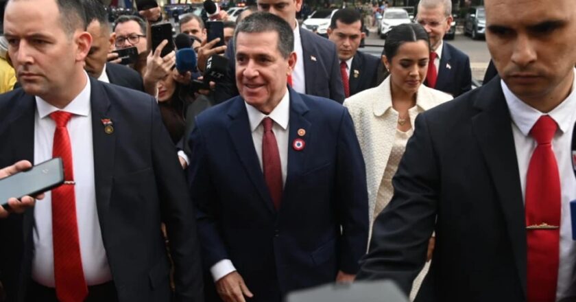 Cartes: “A pesar de que varios de ustedes querían verme muerto, estoy vivo”