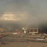 Voraz incendio deja millonarias pérdidas en mercado de Itauguá