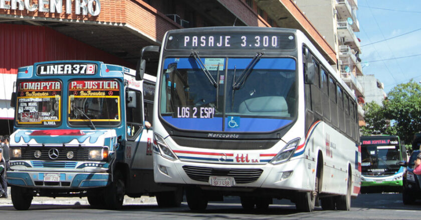 El acuerdo que evitó un paro de buses vuelve a generar tensión entre Cetrapam y el Gobierno