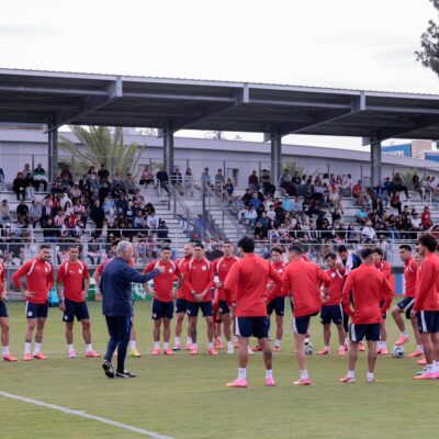 La Albirroja debuta hoy en el Mundial tras 16 años de espera y vuelve a ilusionar a todo un país
