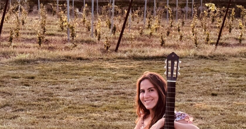Maggie Purahéi lanza “Arroyito”, una guarania inspirada en sus raíces paraguayas