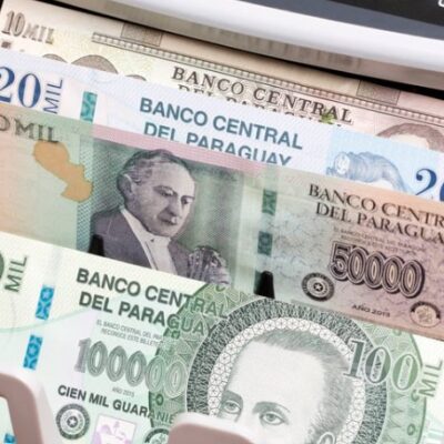 Salario mínimo divide a empresarios y sindicatos tras aumento decretado por Peña