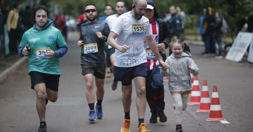 Corrida Dequení 2026 cierra inscripciones este sábado para corredores y Kids Run