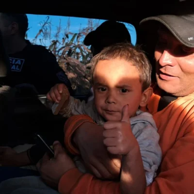 Más de un día de angustia y un hallazgo inesperado: así encontraron a Mathias en un maizal