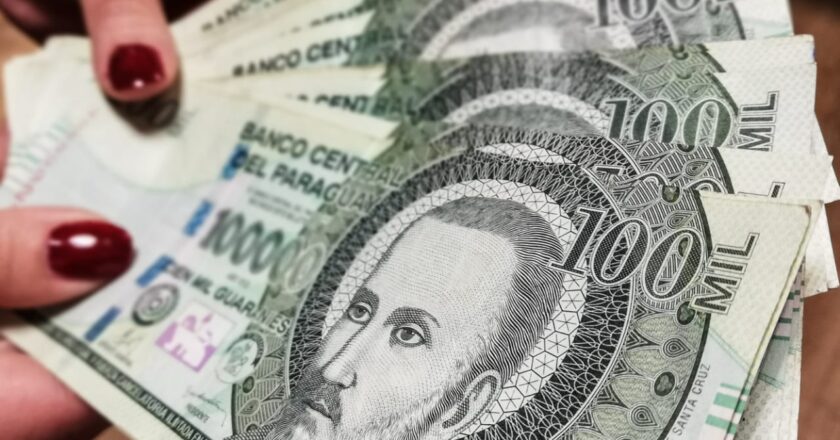 Conasam define este miércoles el reajuste del salario mínimo entre presión sindical y cautela empresarial