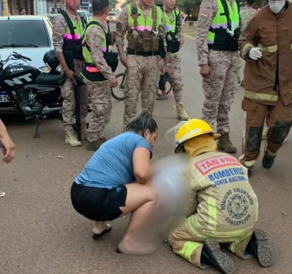 Motociclista fallece tras impactar contra una camioneta estacionada en Concepción